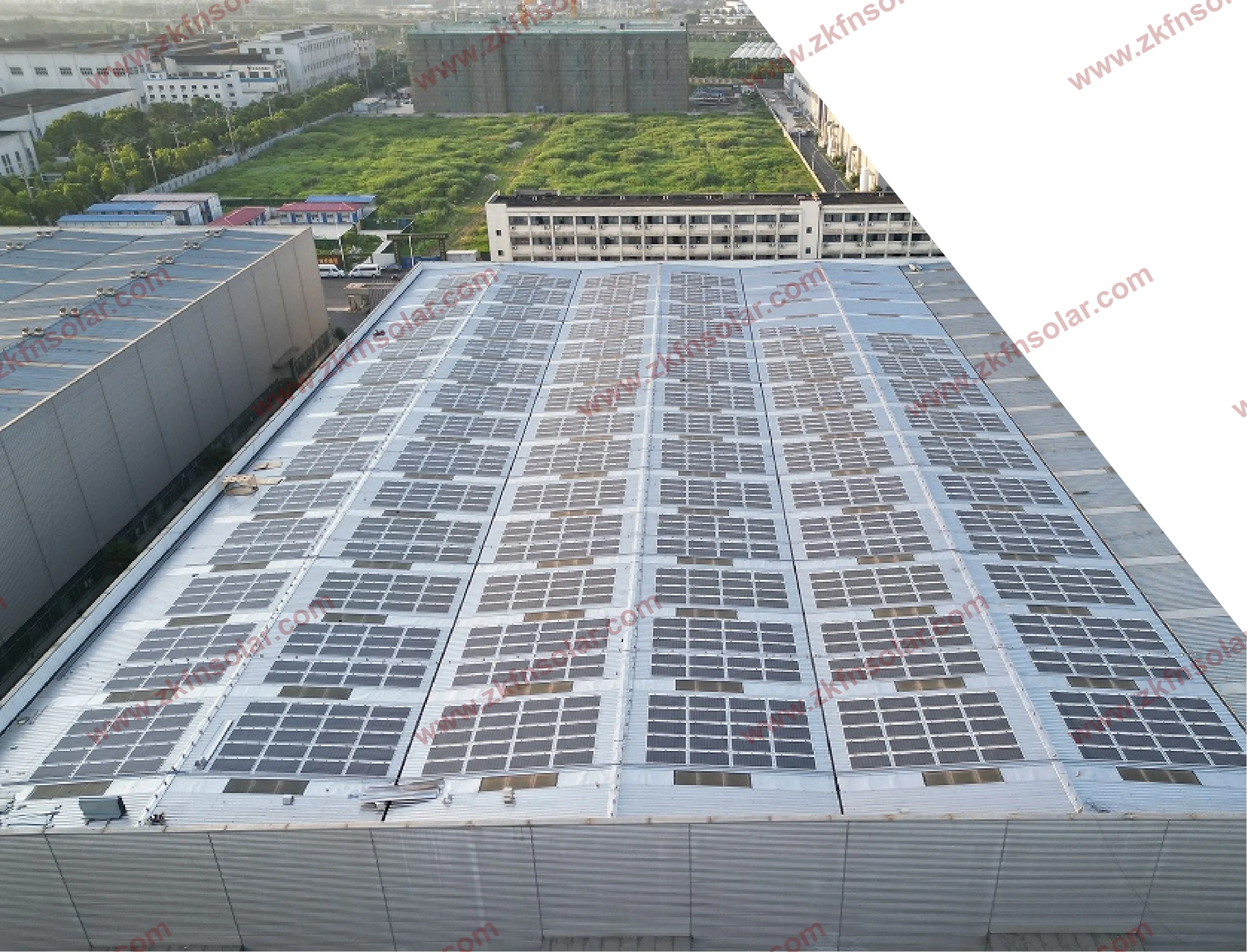 王興カーテンウォール屋上PV発電所